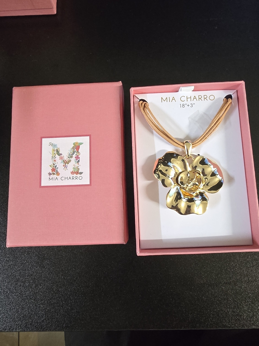 Mia Charro Gold Flower Pendant Statement Necklace NIB